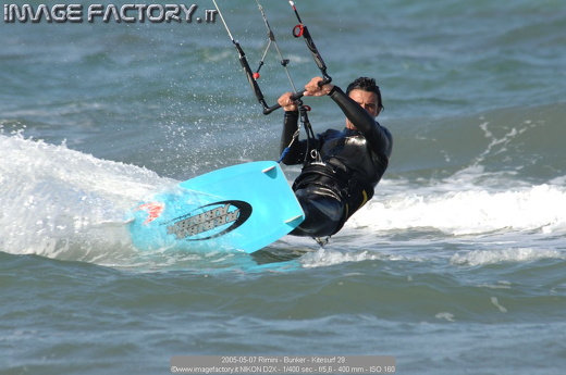 2005-05-07 Rimini - Bunker - Kitesurf 29
